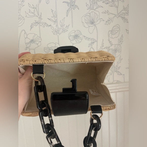 Straw clutch - Picture 3 of 3